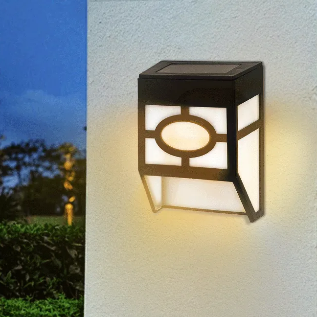Luminária de Parede Solar LED preta cor quente Aigostar
